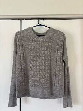Mossimo Supply Co. Gray Cable Knit Crew Neck Sweater